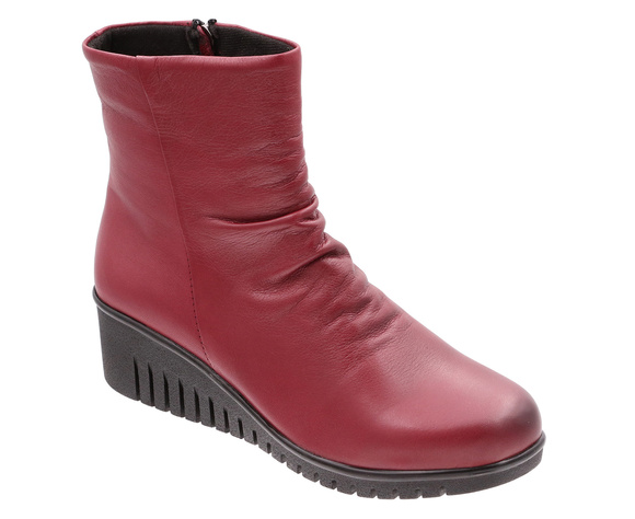 Buty damskie botki skórzane na suwak