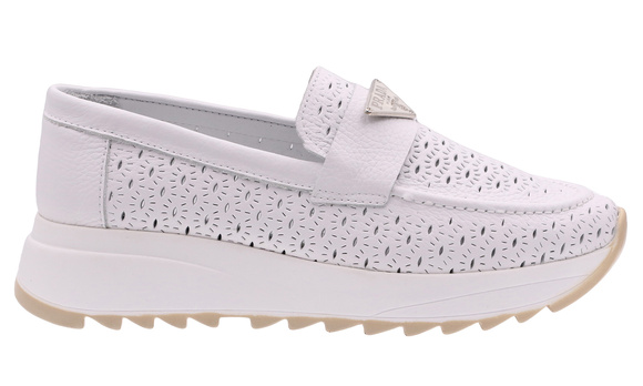 Obuwie damskie skórzane ażurowe mokasyny